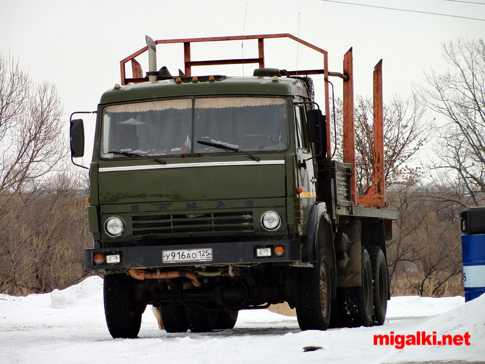 камаз 53212 без спальника. камаз 53212 хаки зерновоз. камаз 55102 ссср. камаз 5410 грузовой самосвал переделка под лесовоз. камаз приморье.